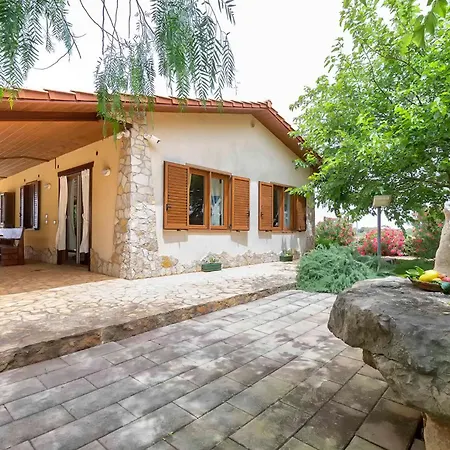 In Sassari 27452 Villa