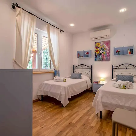 In Sassari 27452 빌라