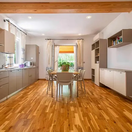 빌라 In Sassari 27452